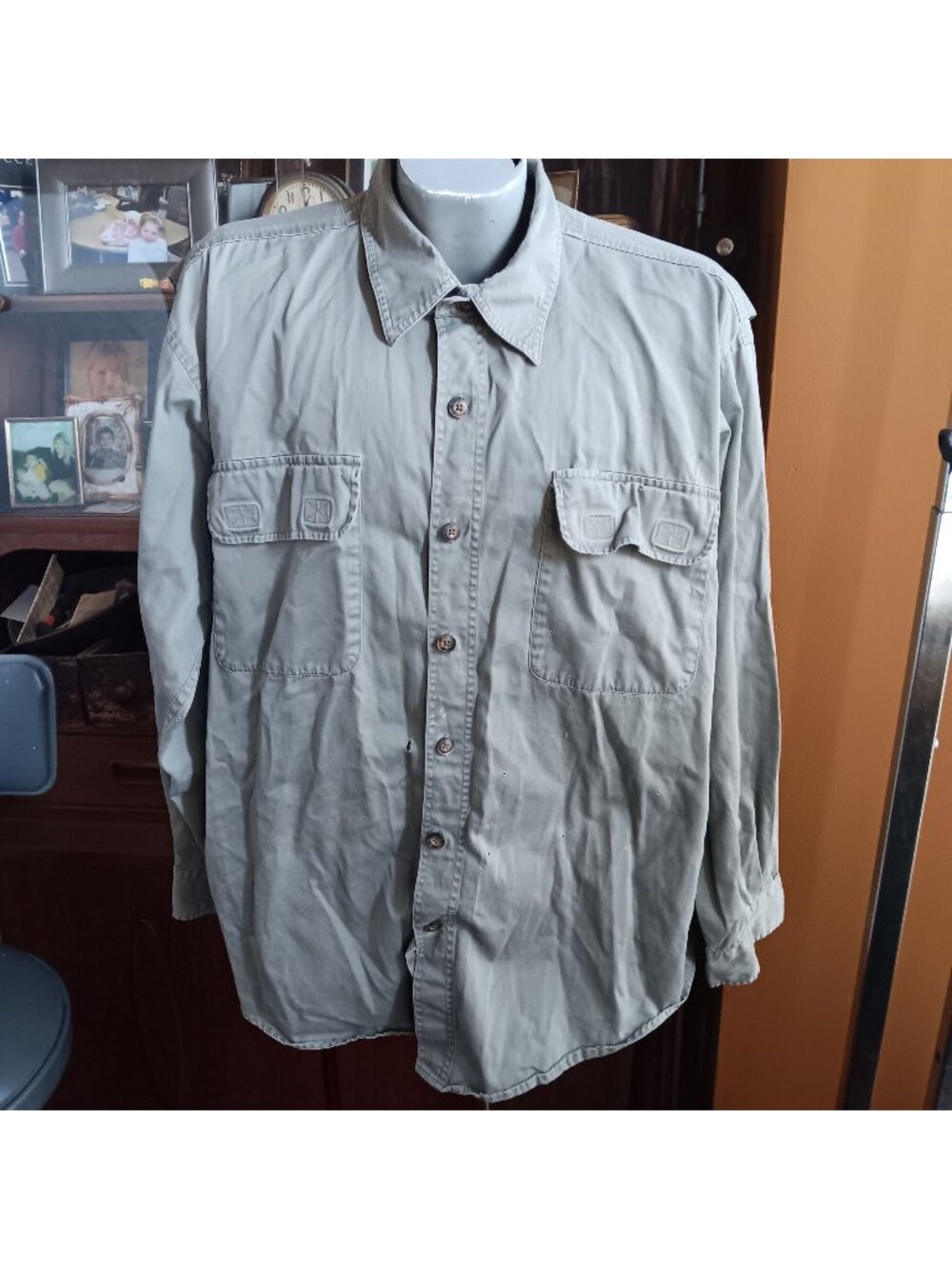 Men's Shirt XL Duluth Trading Co Grey Button-Up Distressed Y2K Hunting